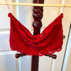 Lacey red bandeau size small